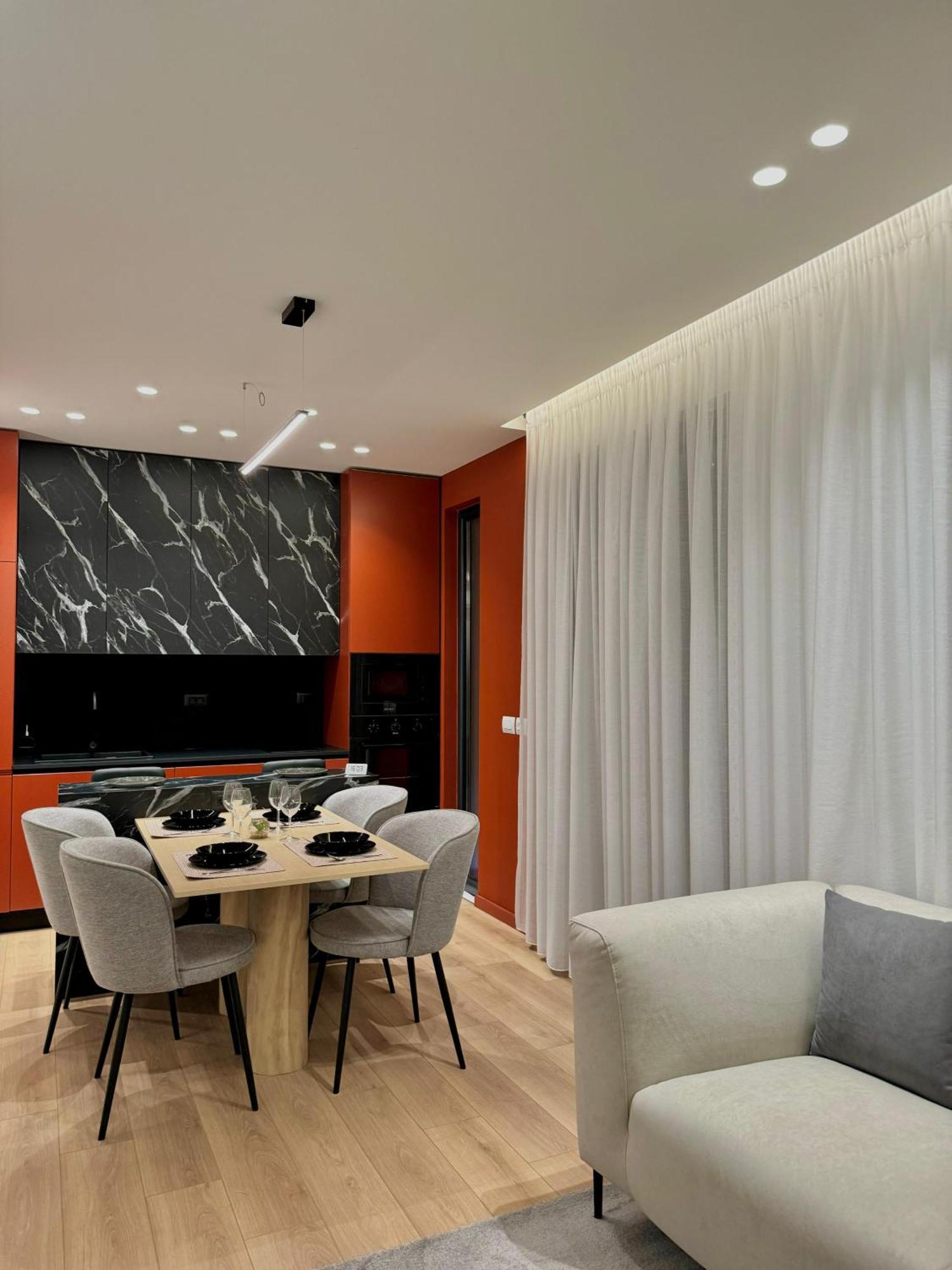 Incasso City Center Apartment Tirana Exteriör bild